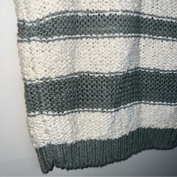 Liz Sport Vintage Knit Sweater Tank Size Medium - Picture 2 of 6